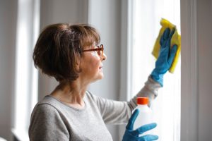 8 Hacks to Make Cleaning the Bathroom Less Miserable